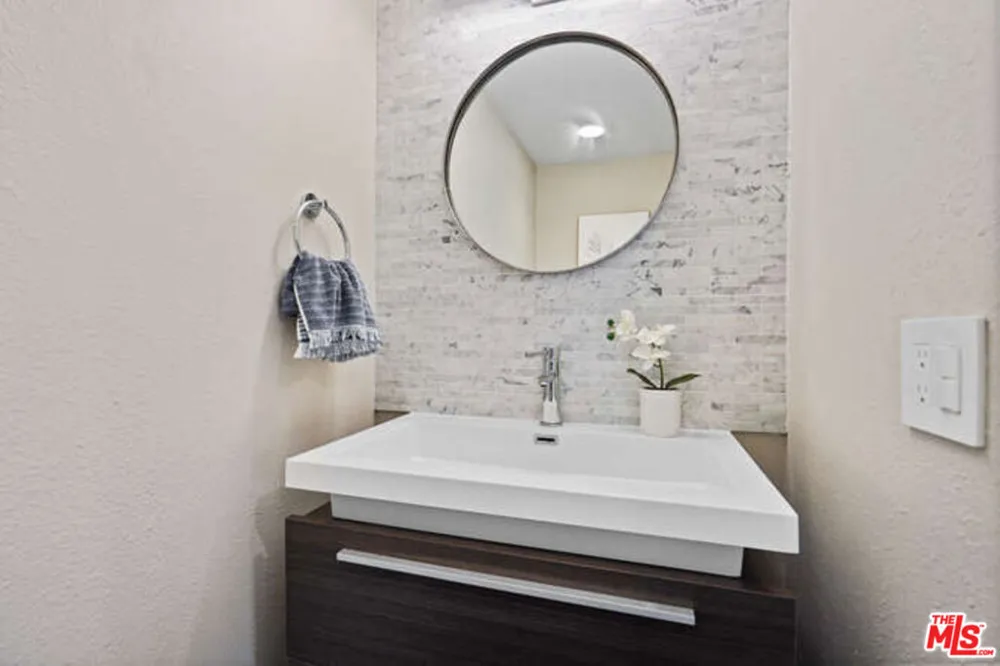 1128 15TH STREET #6 Santa Monica, CA 90403