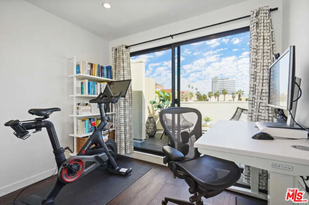 1128 15TH STREET #6 Santa Monica, CA 90403
