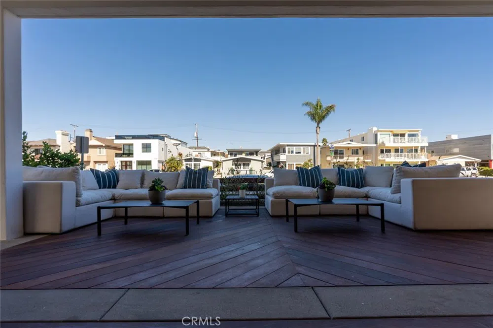 1025 W Balboa Boulevard Newport Beach, CA 92661