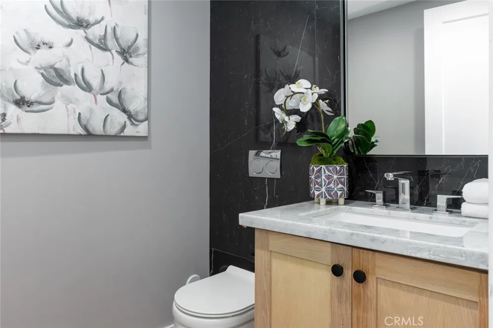 1025 W Balboa Boulevard Newport Beach, CA 92661