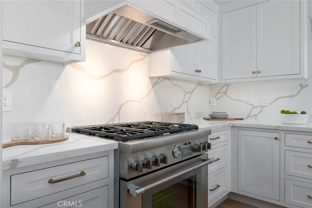 1025 W Balboa Boulevard Newport Beach, CA 92661