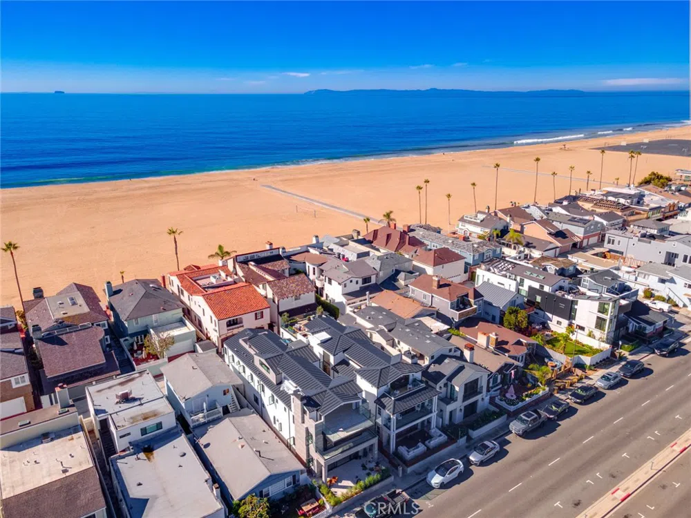 1025 W Balboa Boulevard Newport Beach, CA 92661