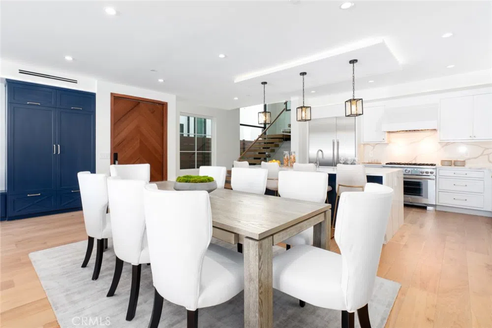 1025 W Balboa Boulevard Newport Beach, CA 92661