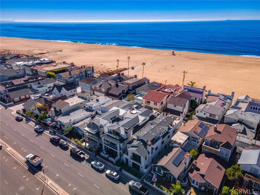 1025 W Balboa Boulevard Newport Beach, CA 92661