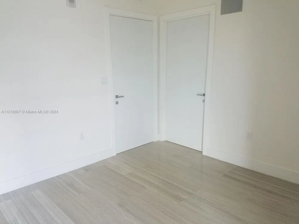 1451 Brickell Ave #1206 Miami, FL 33131