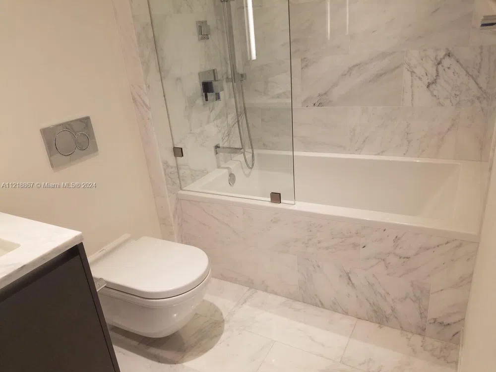 1451 Brickell Ave #1206 Miami, FL 33131