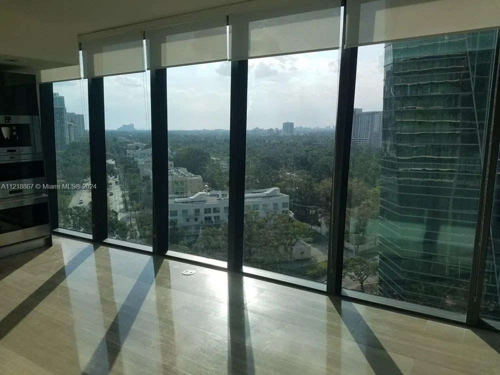 1451 Brickell Ave #1206 Miami, FL 33131