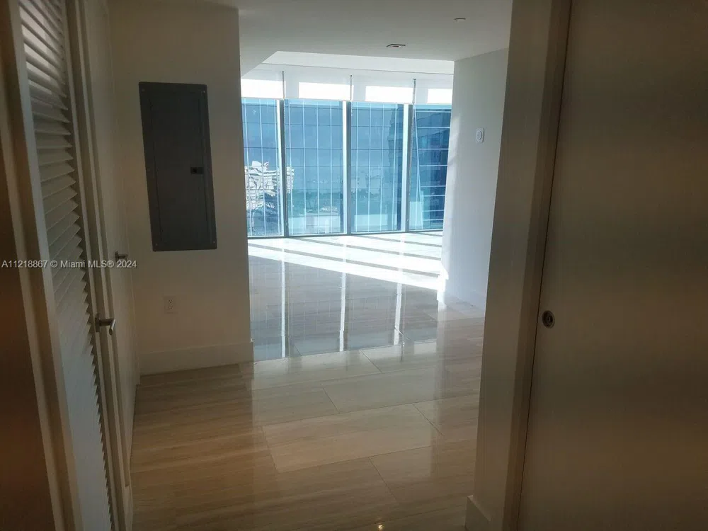 1451 Brickell Ave #1206 Miami, FL 33131