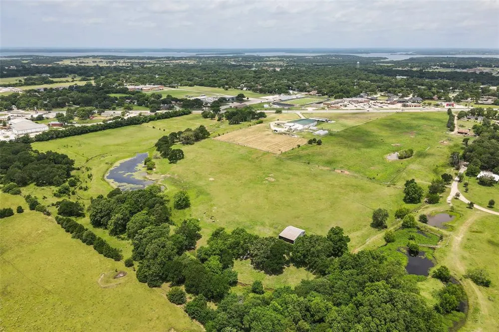 801 S Highway 377 Pilot Point, TX 76258