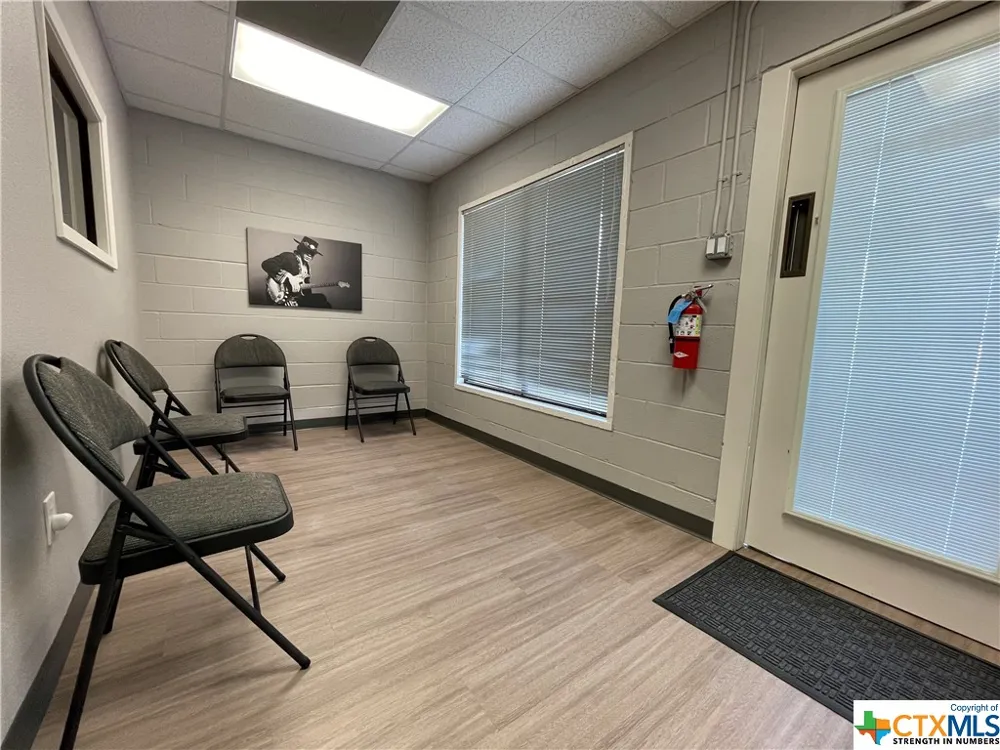 1409 Bishop Street San Marcos, TX 78666