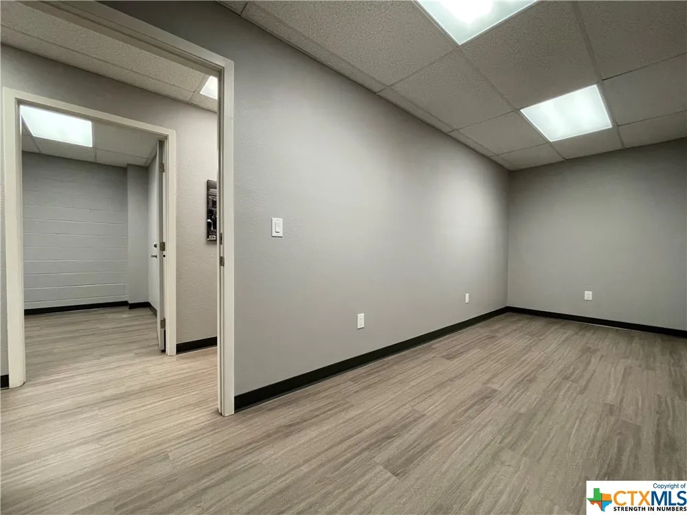 1409 Bishop Street San Marcos, TX 78666