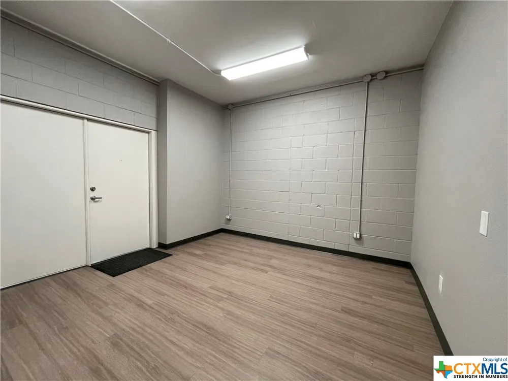 1409 Bishop Street San Marcos, TX 78666