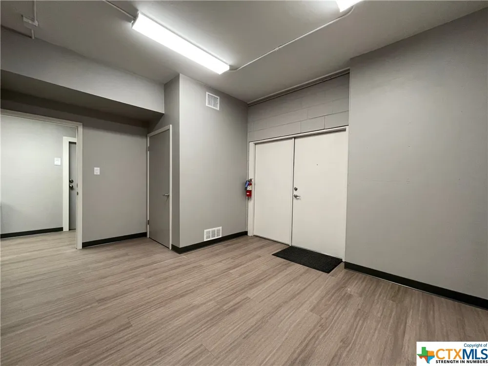 1409 Bishop Street San Marcos, TX 78666