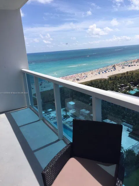 2301 Collins Ave #1503