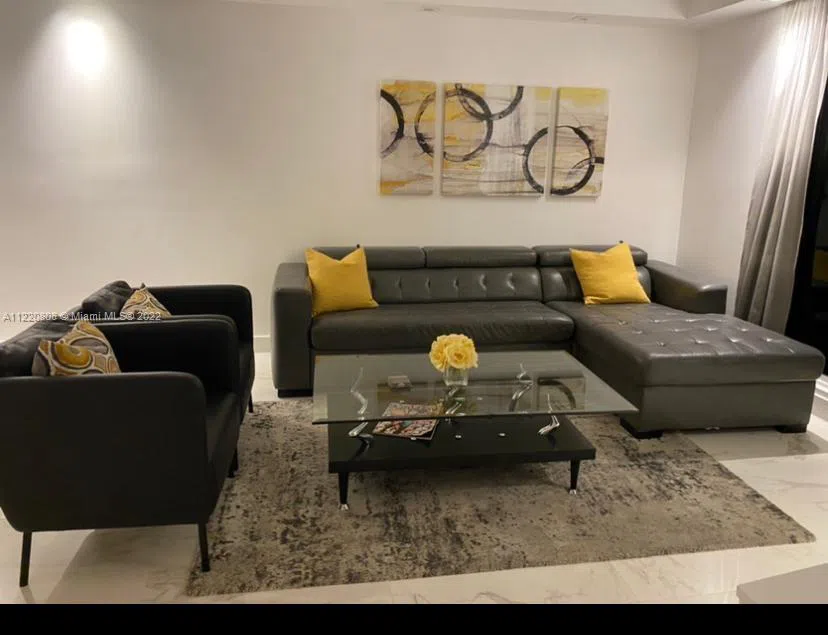 2301 Collins Ave #1503 Miami Beach, FL 33139