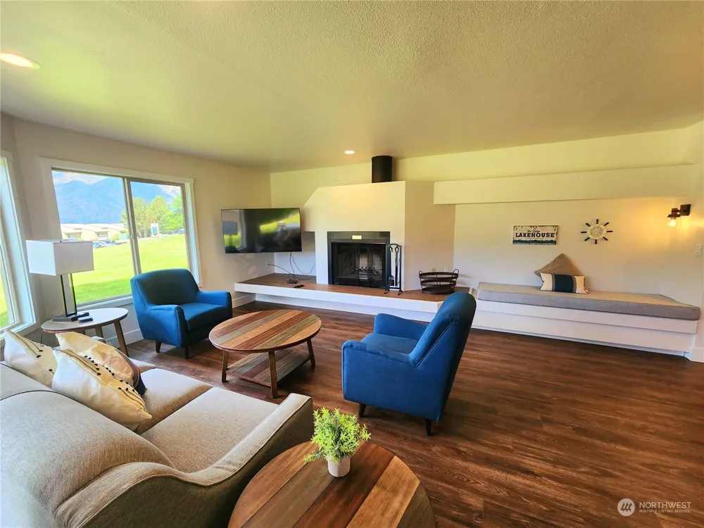 1 Lodge 602-O Manson, WA 98831