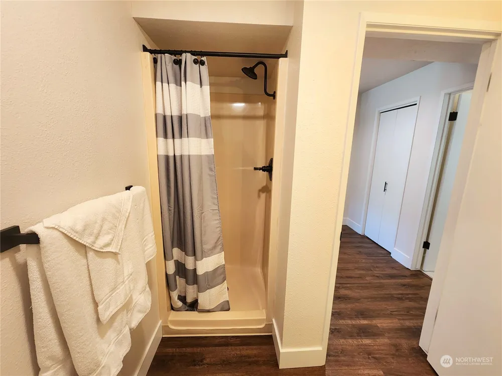1 Lodge 602-O Manson, WA 98831