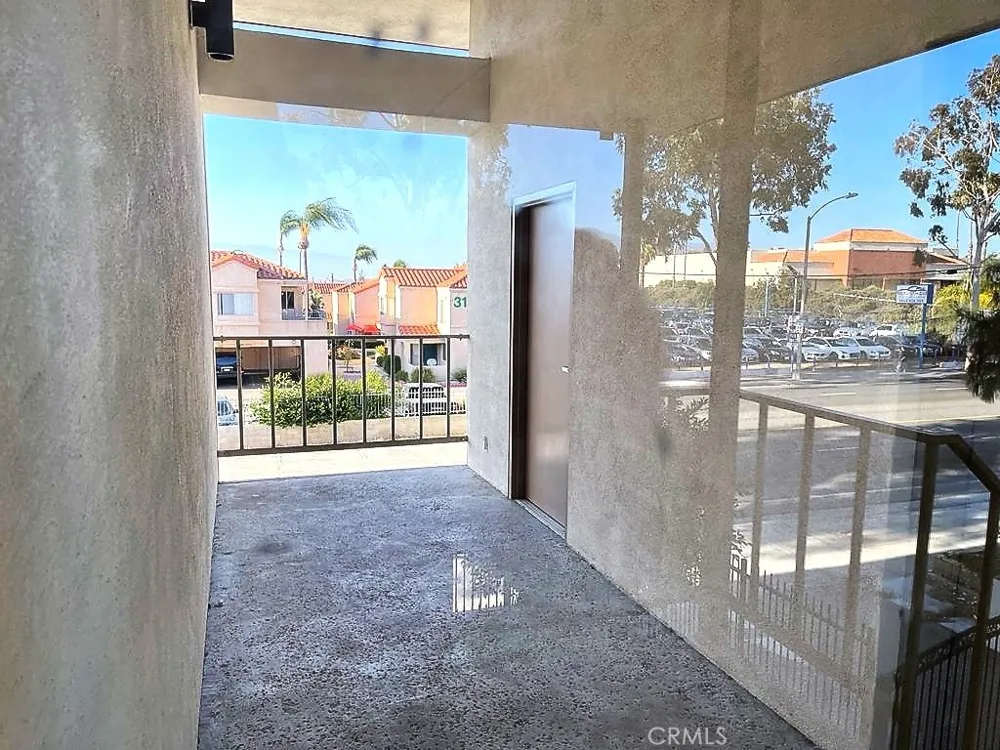 1245 W 6th Street Corona, CA 92882