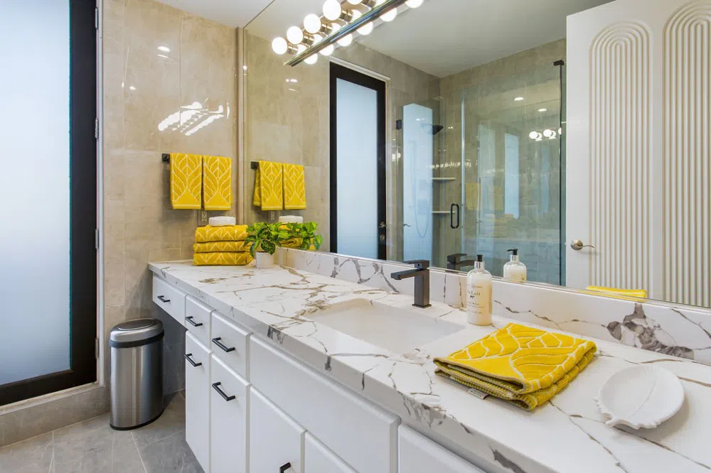 2955 Passmore Drive Los Angeles, CA 90068