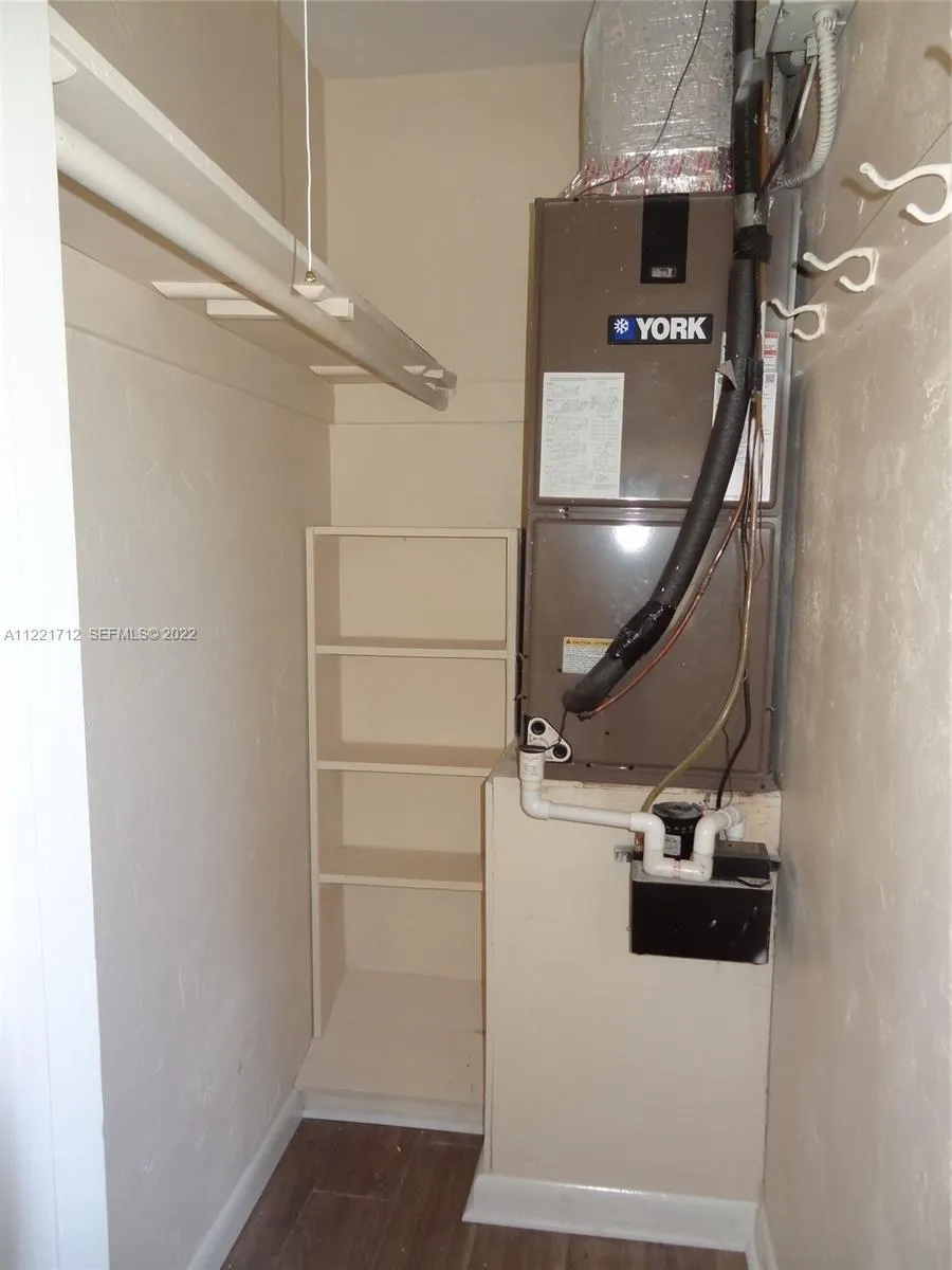 2212 Johnson St Hollywood, FL 33020