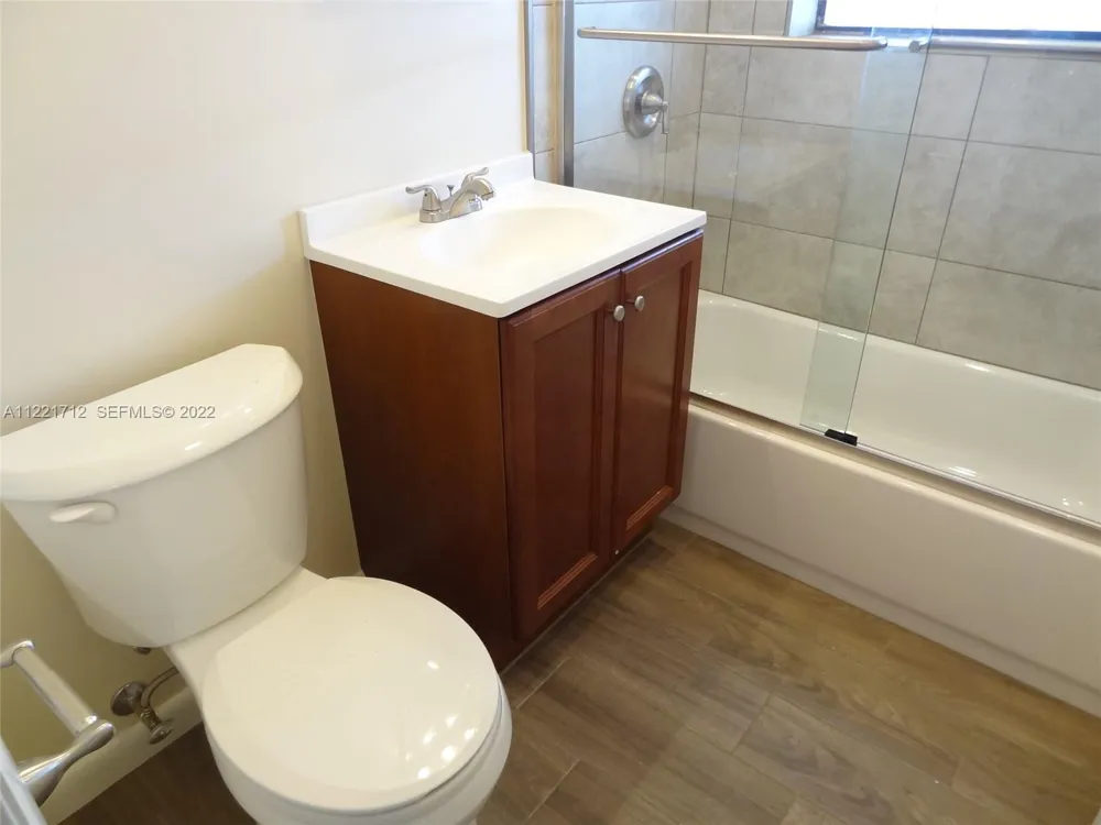 2212 Johnson St Hollywood, FL 33020