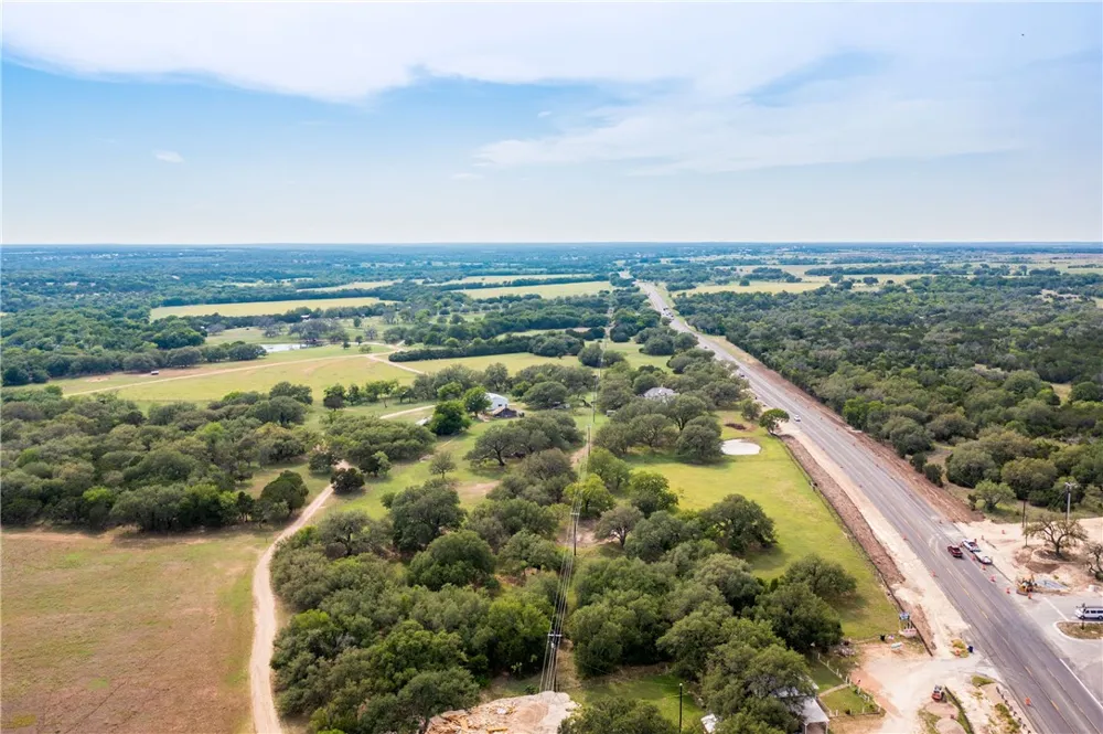 17733 W State Highway 29 Highway Liberty Hill, TX 78642