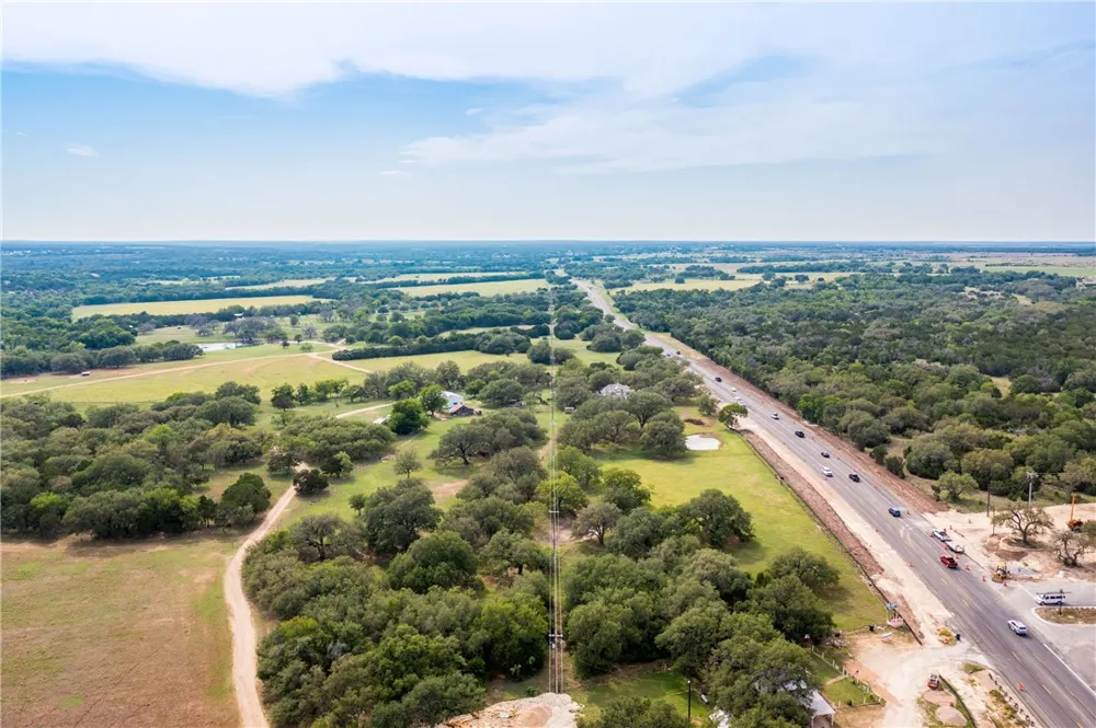 17733 W State Highway 29 Highway Liberty Hill, TX 78642