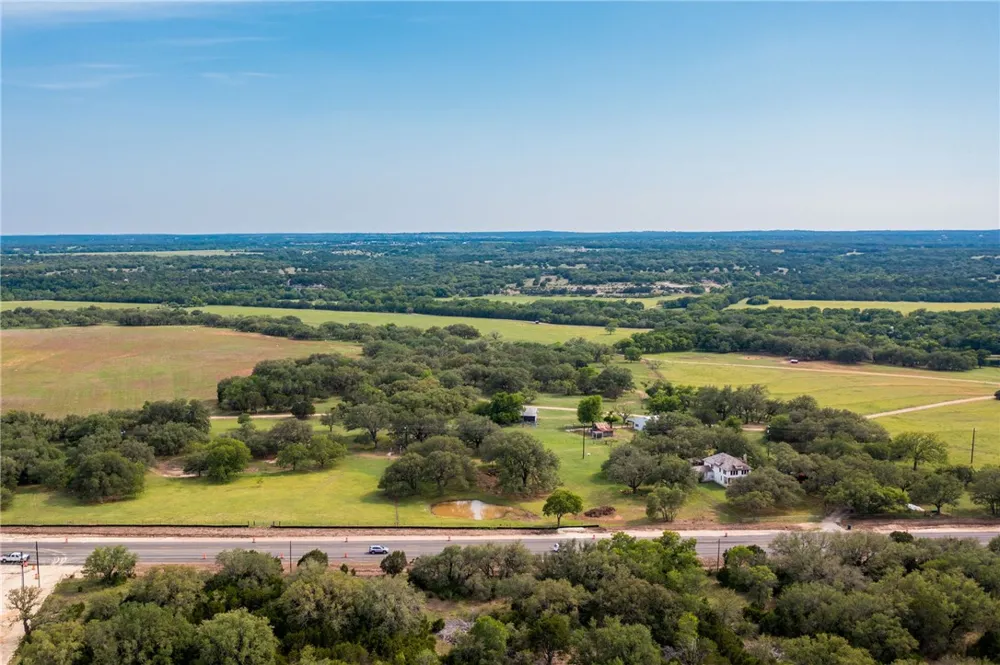 17733 W State Highway 29 Highway Liberty Hill, TX 78642