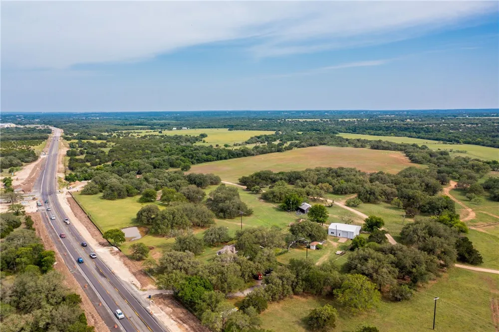 17733 W State Highway 29 Highway Liberty Hill, TX 78642