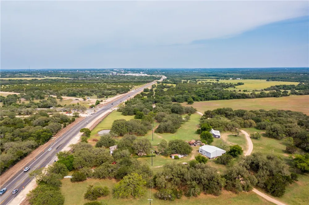 17733 W State Highway 29 Highway Liberty Hill, TX 78642