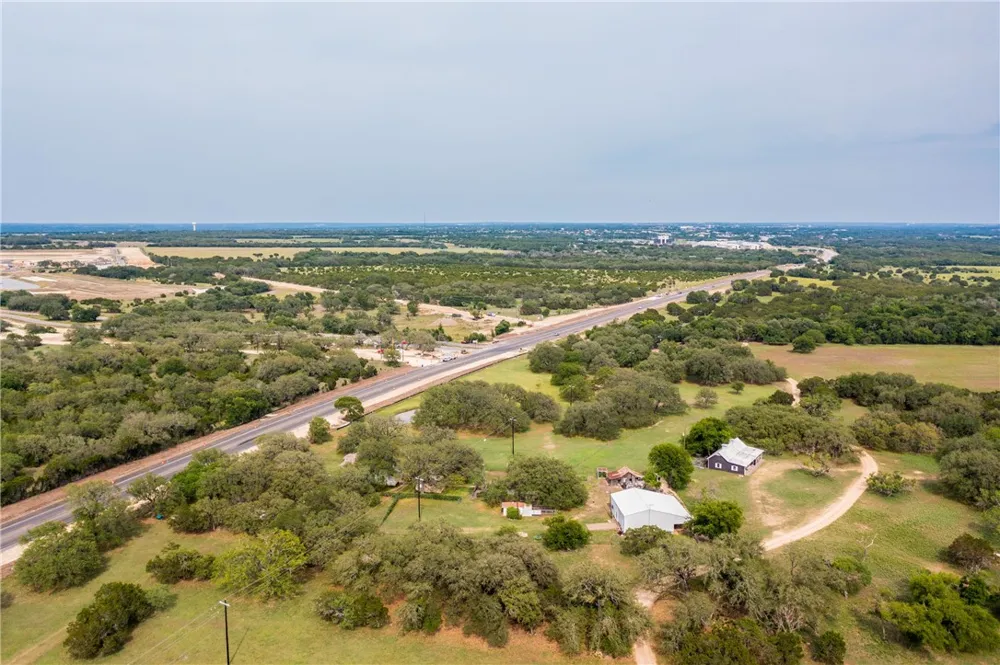 17733 W State Highway 29 Highway Liberty Hill, TX 78642