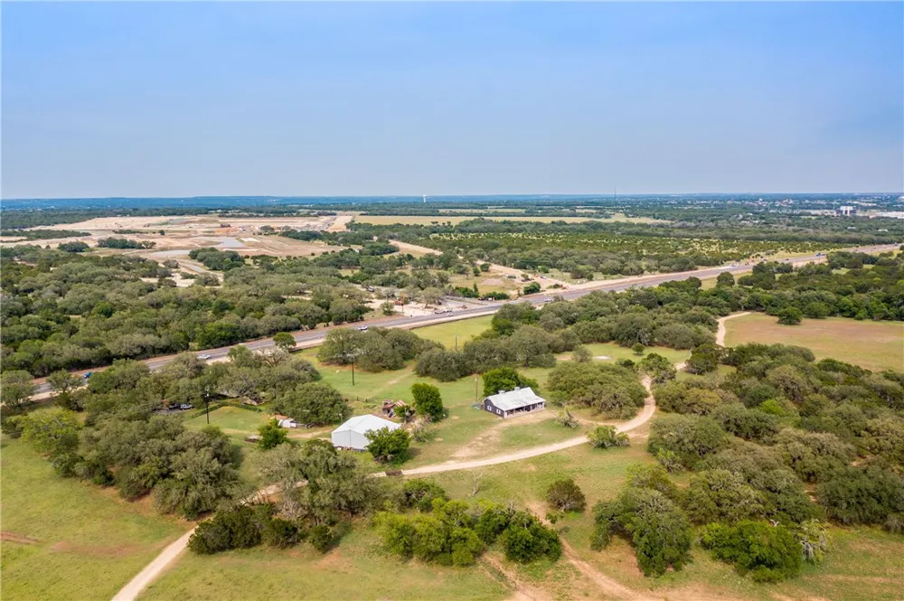 17733 W State Highway 29 Highway Liberty Hill, TX 78642