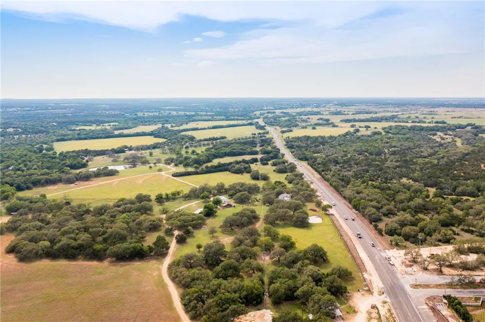 17733 W State Highway 29 Highway Liberty Hill, TX 78642