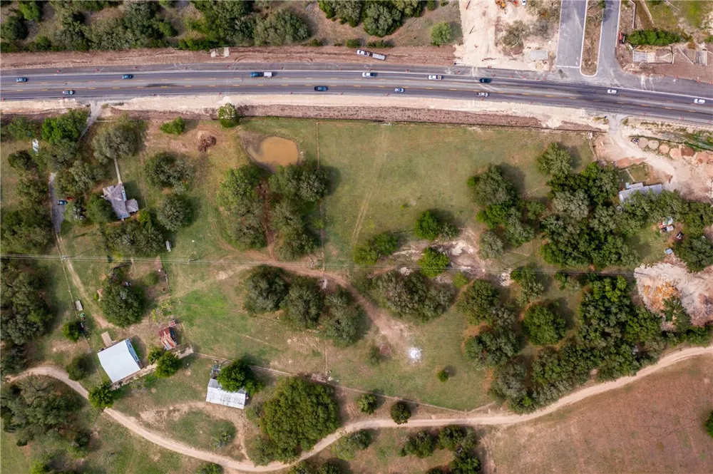 17733 W State Highway 29 Highway Liberty Hill, TX 78642