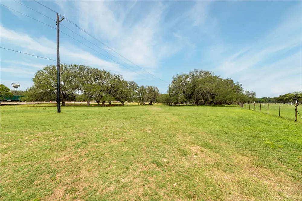 17733 W State Highway 29 Highway Liberty Hill, TX 78642