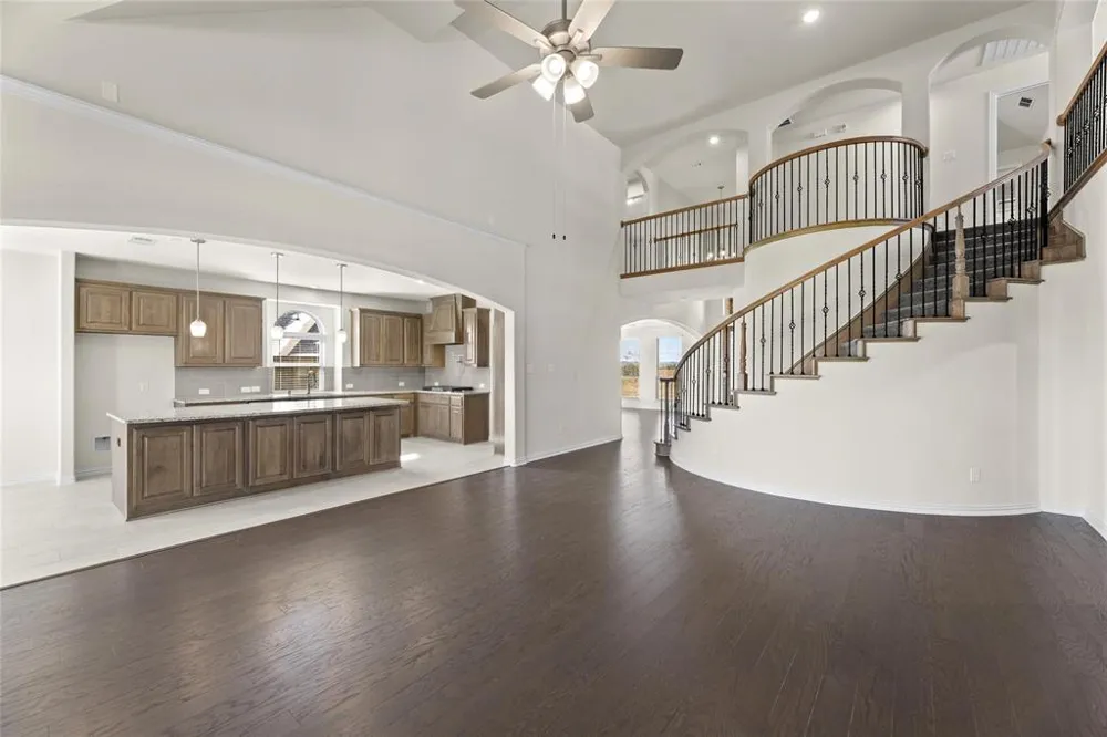 320 Cheyenne Mountain Drive Ovilla, TX 75154