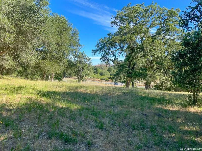 34221 Robinson Canyon Road Carmel, CA 93923