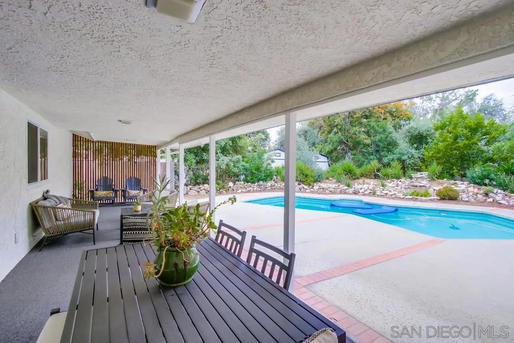 16820 Orchard Bend Rd Poway, CA 92064