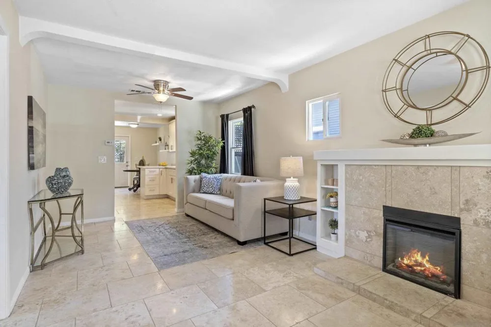 2333 Howard Ave San Diego, CA 92104