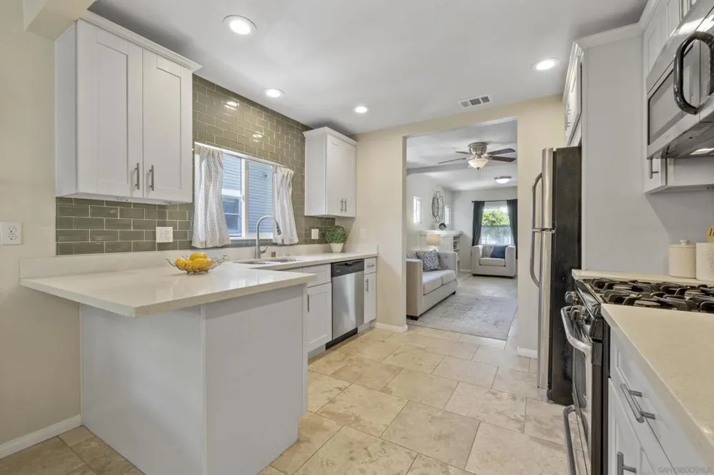 2333 Howard Ave San Diego, CA 92104
