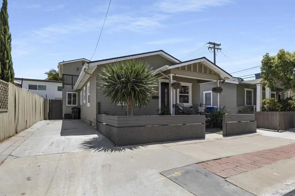 2333 Howard Ave San Diego, CA 92104
