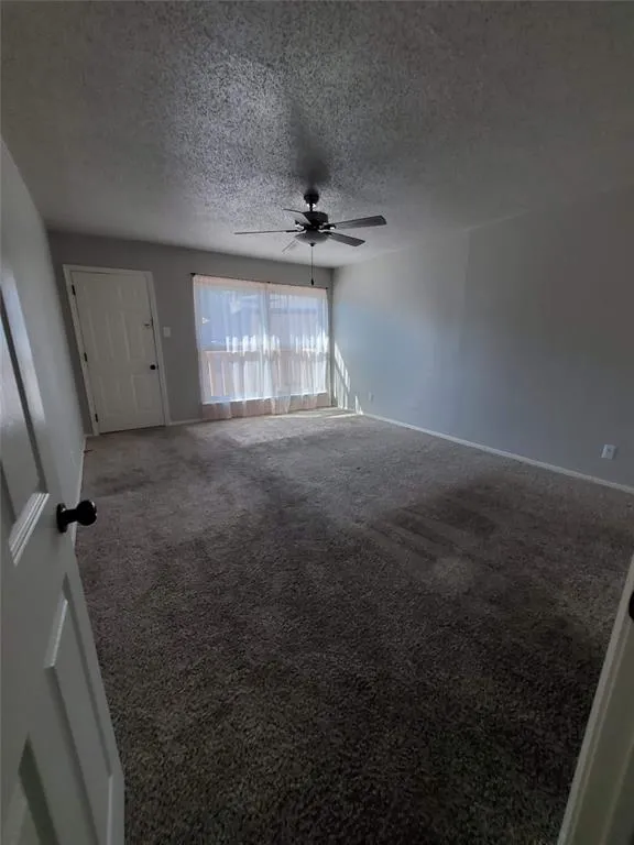 6016 Westridge Lane #402 Fort Worth, TX 76116