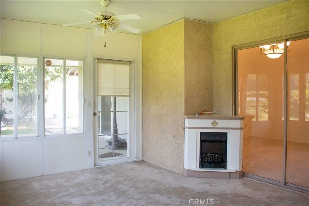 2147 W Fairview Drive Rialto, CA 92377