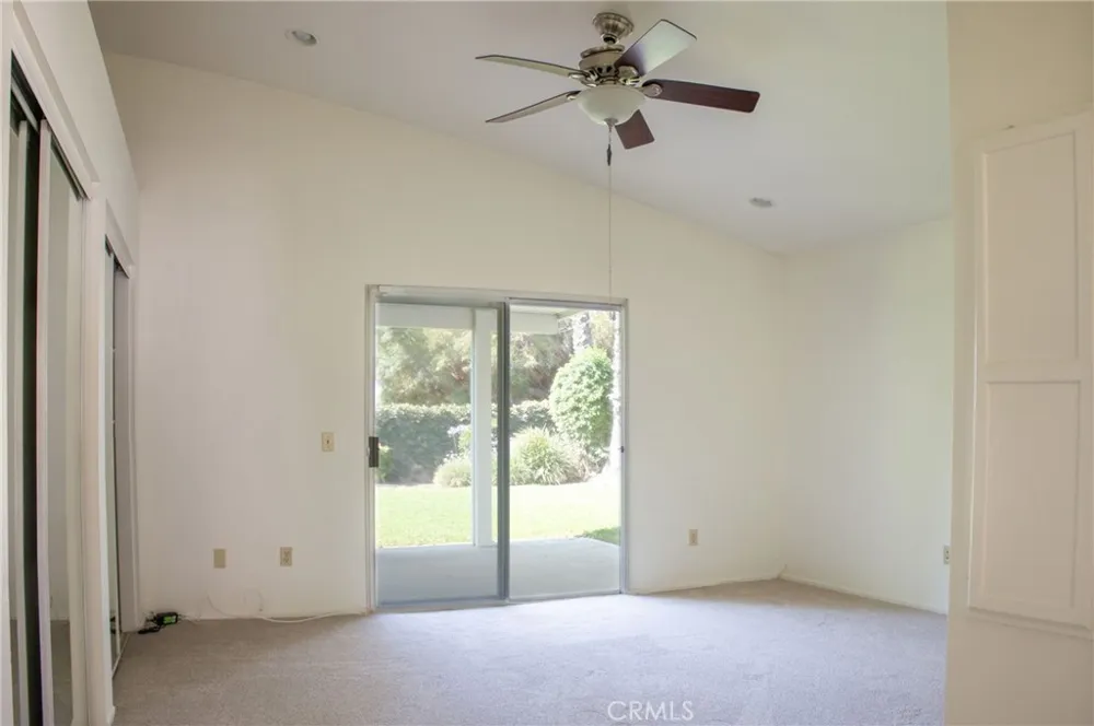 2147 W Fairview Drive Rialto, CA 92377