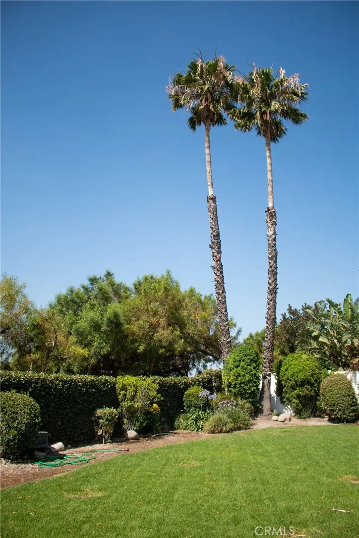 2147 W Fairview Drive Rialto, CA 92377
