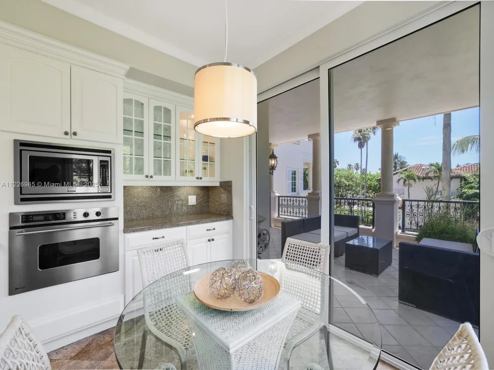 19126 Fisher Island Dr #19126 Miami Beach, FL 33109