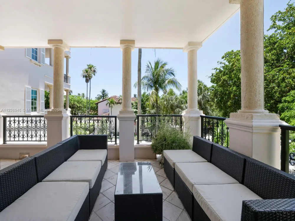 19126 Fisher Island Dr #19126 Miami Beach, FL 33109