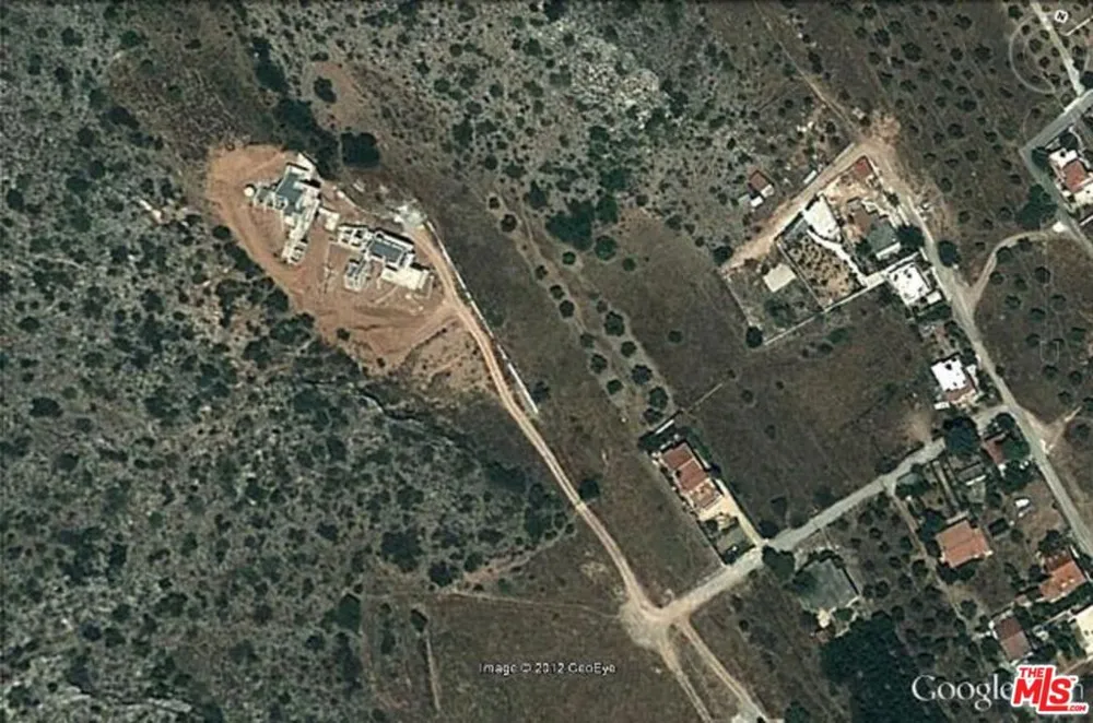 21 AGIA MARINA ATHENS  GREECE 19400