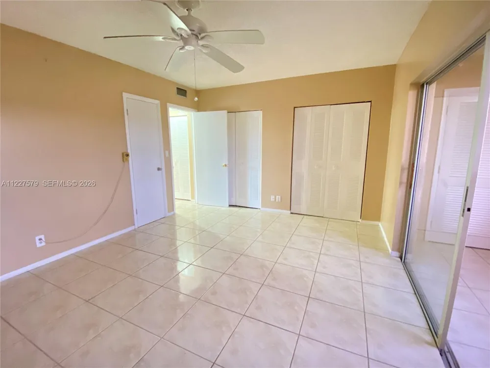 6289 Lear Dr #306 Lake Worth, FL 33462