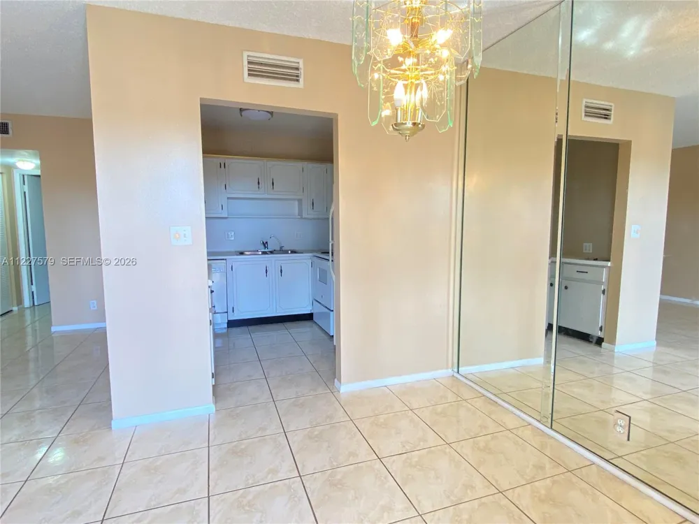 6289 Lear Dr #306 Lake Worth, FL 33462